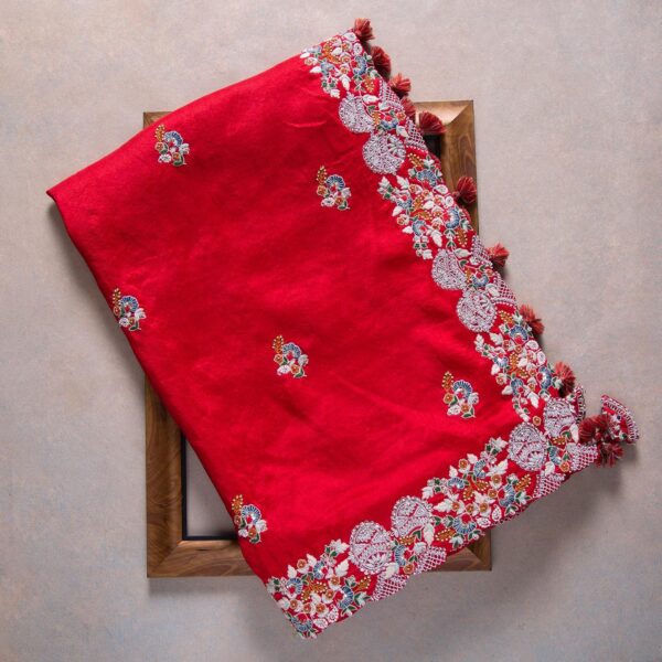 Attractive Red Rangoli Silk Saree With Desiring Blouse Piece - Image 3